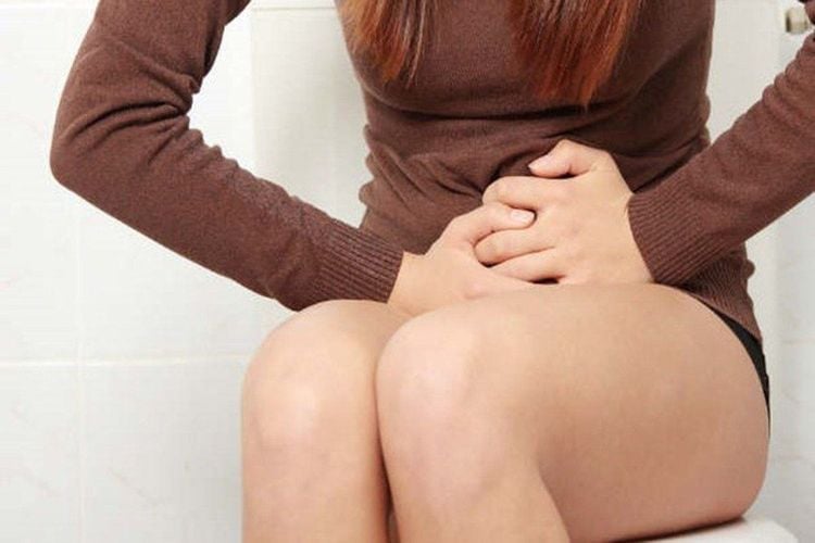 cảm giác nóng rát hoặc đau khi đi tiểu là biểu hiện của một số bệnh lý về bàng quang cảm giác nóng rát hoặc đau khi đi tiểu là biểu hiện của một số bệnh lý về bàng quang
