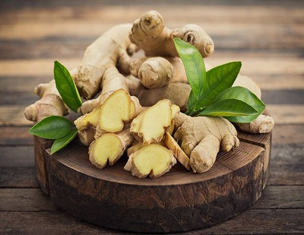dùng gừng tươi cũng là cách chữa kinh nguyệt không đều tại nhà hiệu quả