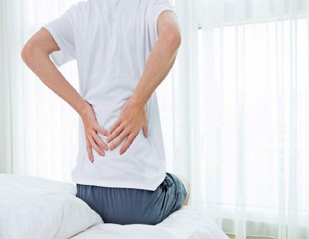 cần nhanh chóng tìm đến bác sĩ khi xuất tinh ra máu kèm đau vùng chậu